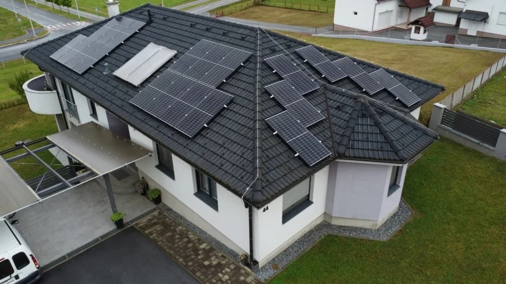 ZIV-TICA d.o.o. – Vaš pouzdan partner za brzu i povoljnu izgradnju solarnih elektrana po principu KLJUČ U RUKE!
