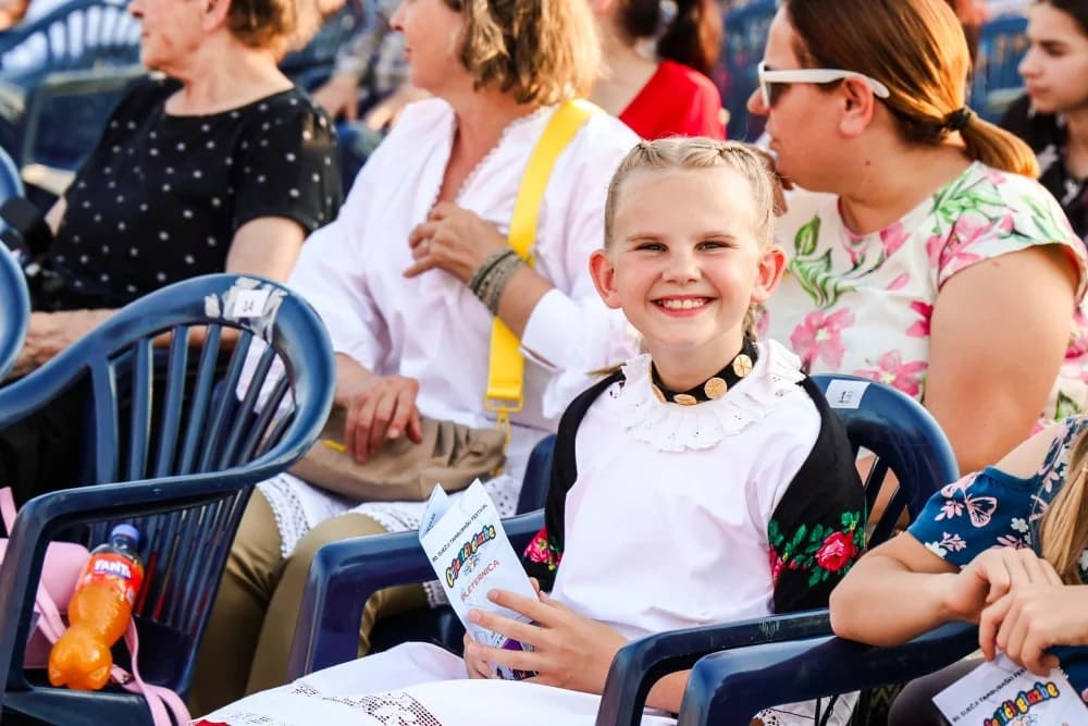 FOTO: Započeo jubilarni 30. dječji tamburaški festival Cvjetići glazbe