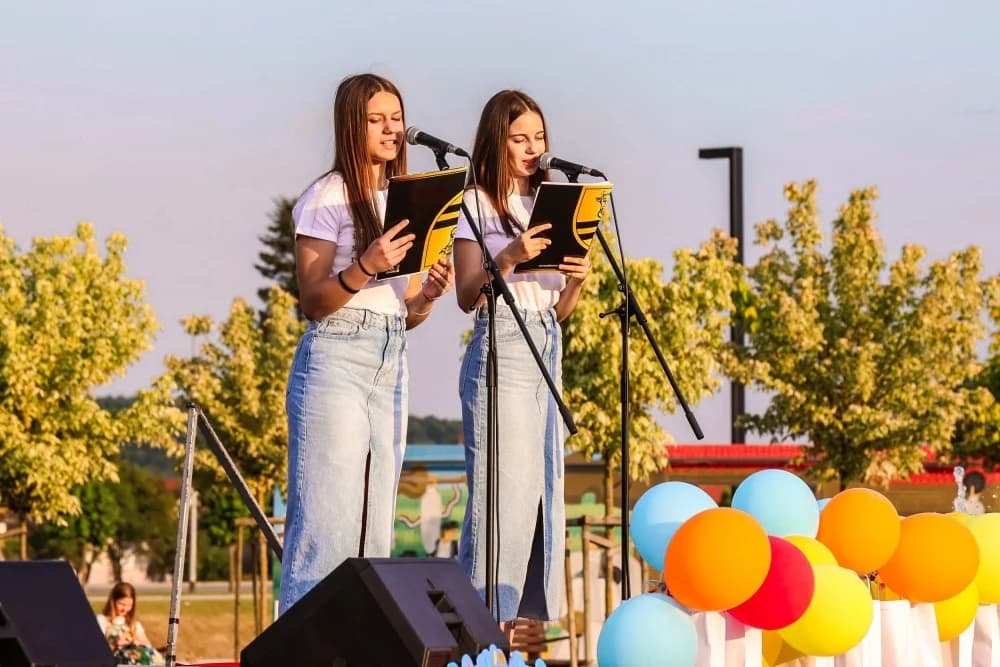 FOTO: Započeo jubilarni 30. dječji tamburaški festival Cvjetići glazbe