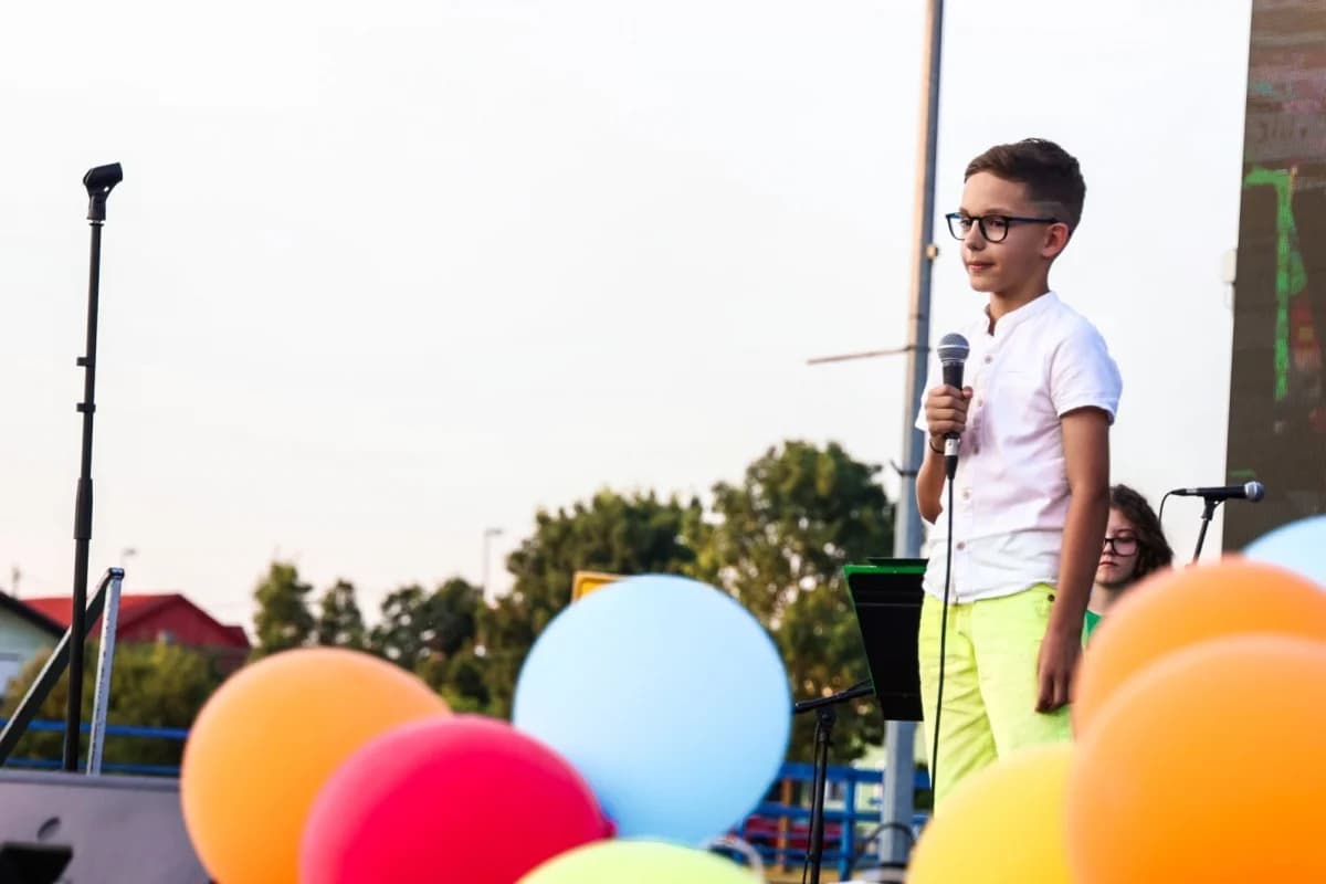 FOTO: Započeo jubilarni 30. dječji tamburaški festival Cvjetići glazbe
