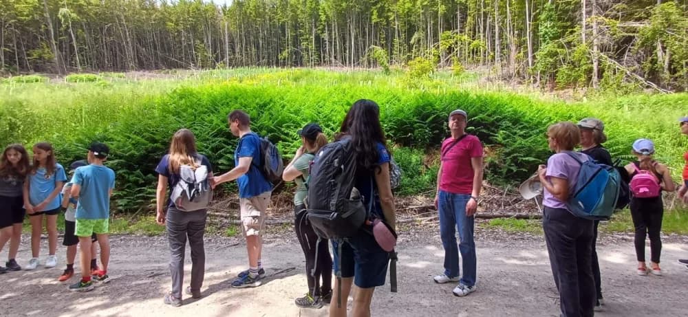 FOTO: Izlet za slijepe i slabovidne osobe ’Pruži mi ruku – Proljeće na Mališćaku“