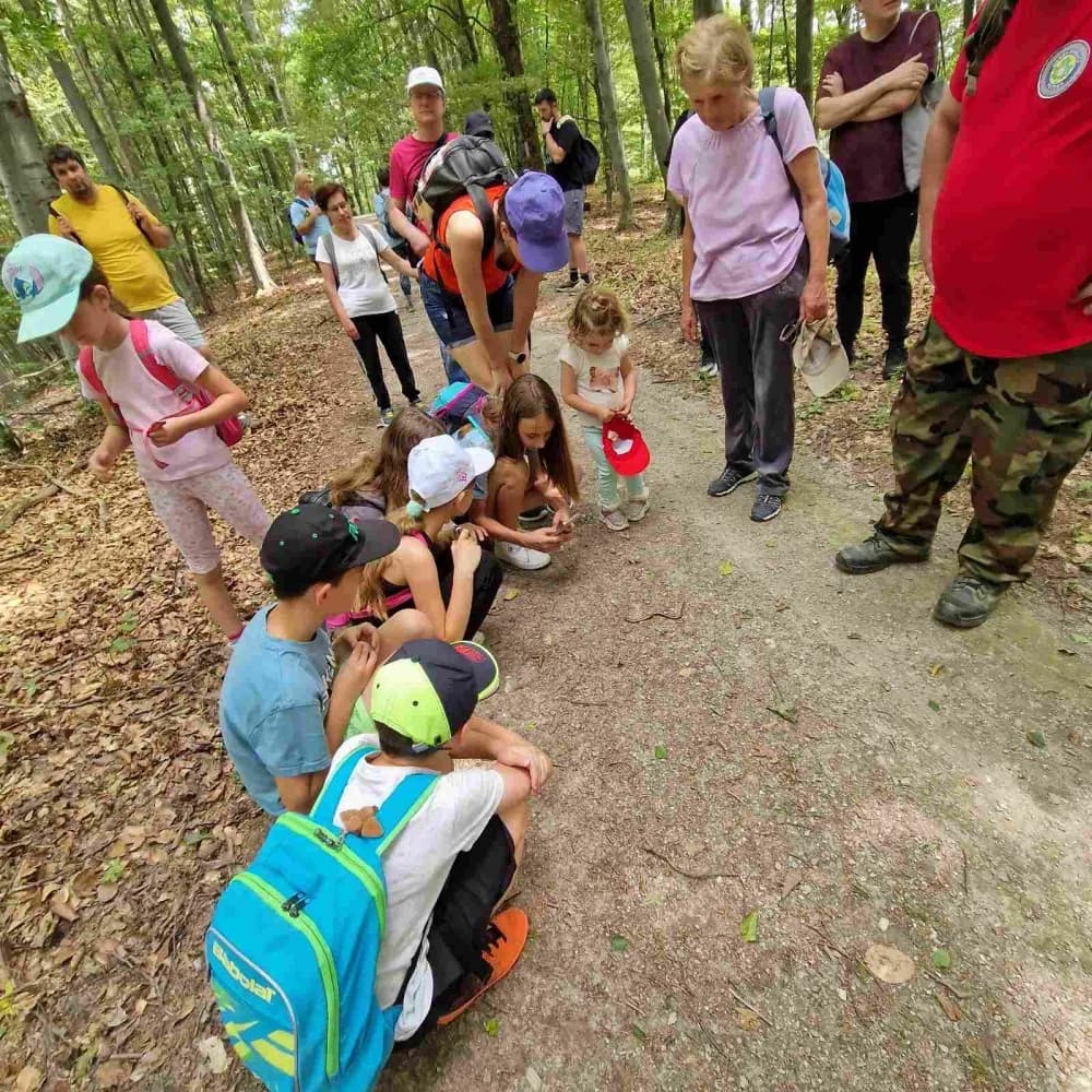 FOTO: Izlet za slijepe i slabovidne osobe ’Pruži mi ruku – Proljeće na Mališćaku“