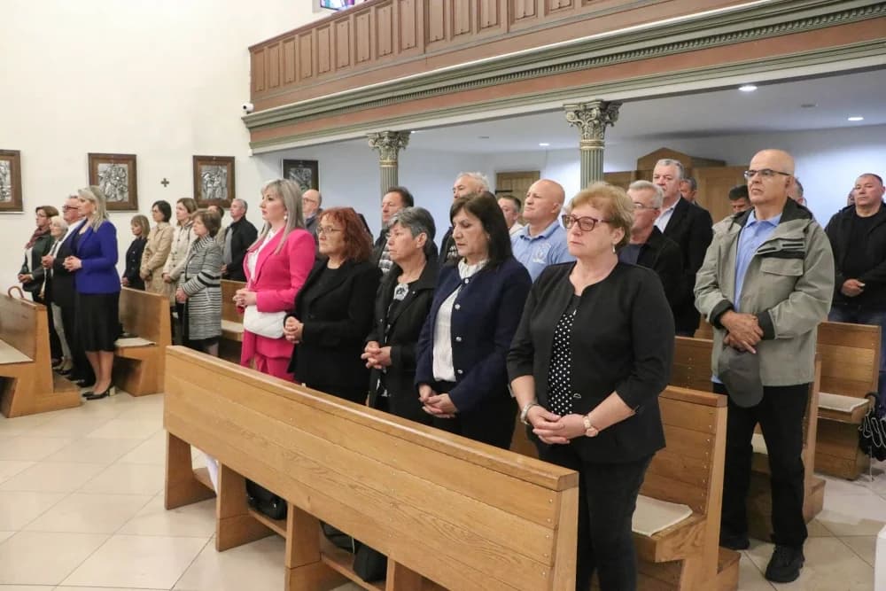 Biskup Ivo Martinović predvodio je na blagdan sv. Antuna Padovanskog misu za poginule, nestale i preminule braniteljice i branitelje