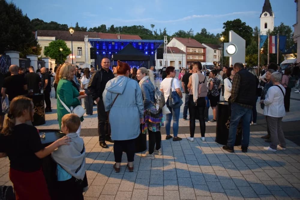 Urban&4 oduševili pakračku publiku na Multipak-u