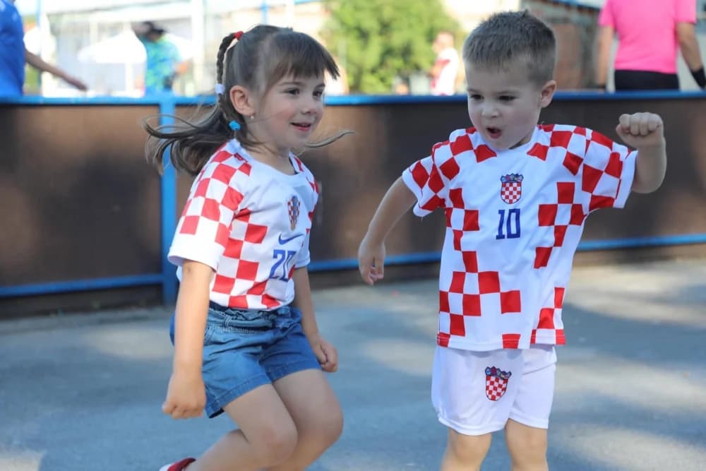 FOTO: Pobjednik KUP-a Grada Pleternice 2024. je NK BSK Buk