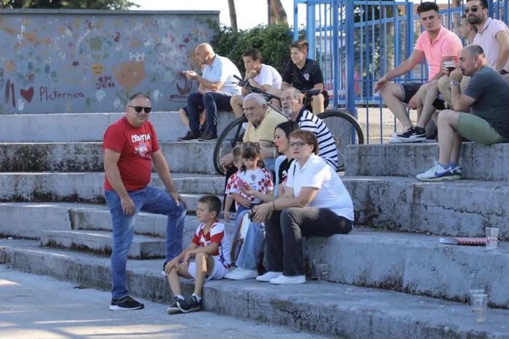 FOTO: Pobjednik KUP-a Grada Pleternice 2024. je NK BSK Buk