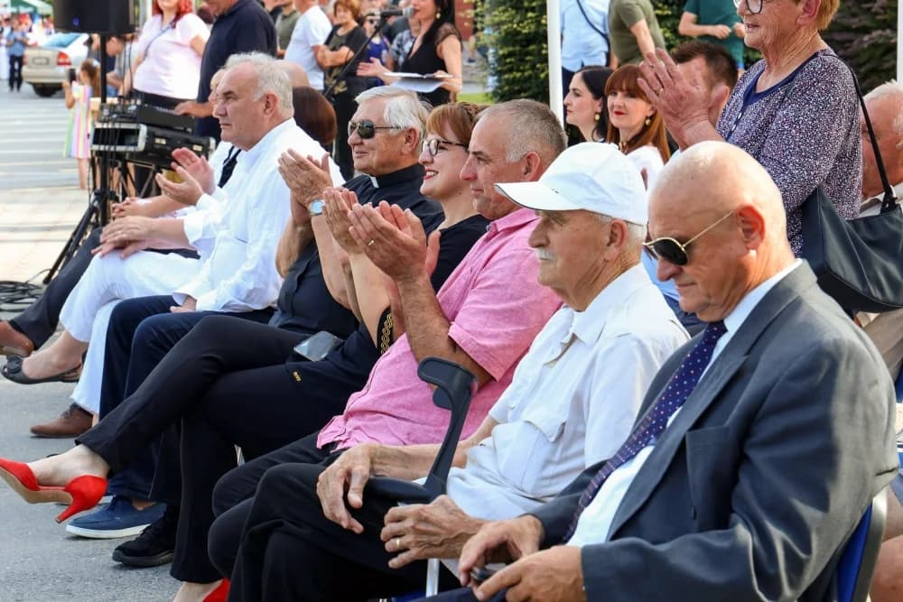 FOTO:  Održana 41. Međunarodna smotra izvornog folklora Lidas