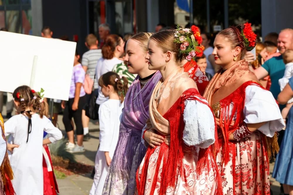 FOTO:  Održana 41. Međunarodna smotra izvornog folklora Lidas