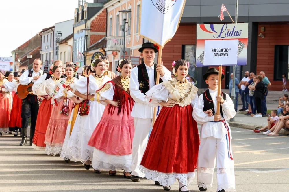 FOTO:  Održana 41. Međunarodna smotra izvornog folklora Lidas