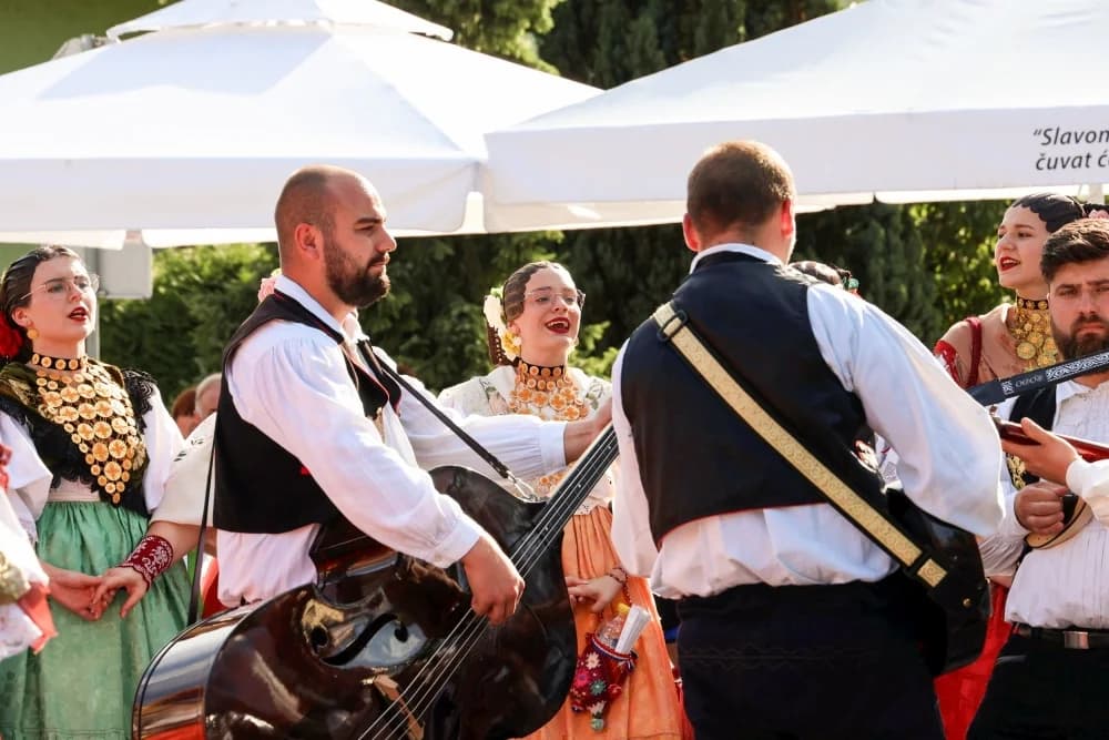 FOTO:  Održana 41. Međunarodna smotra izvornog folklora Lidas