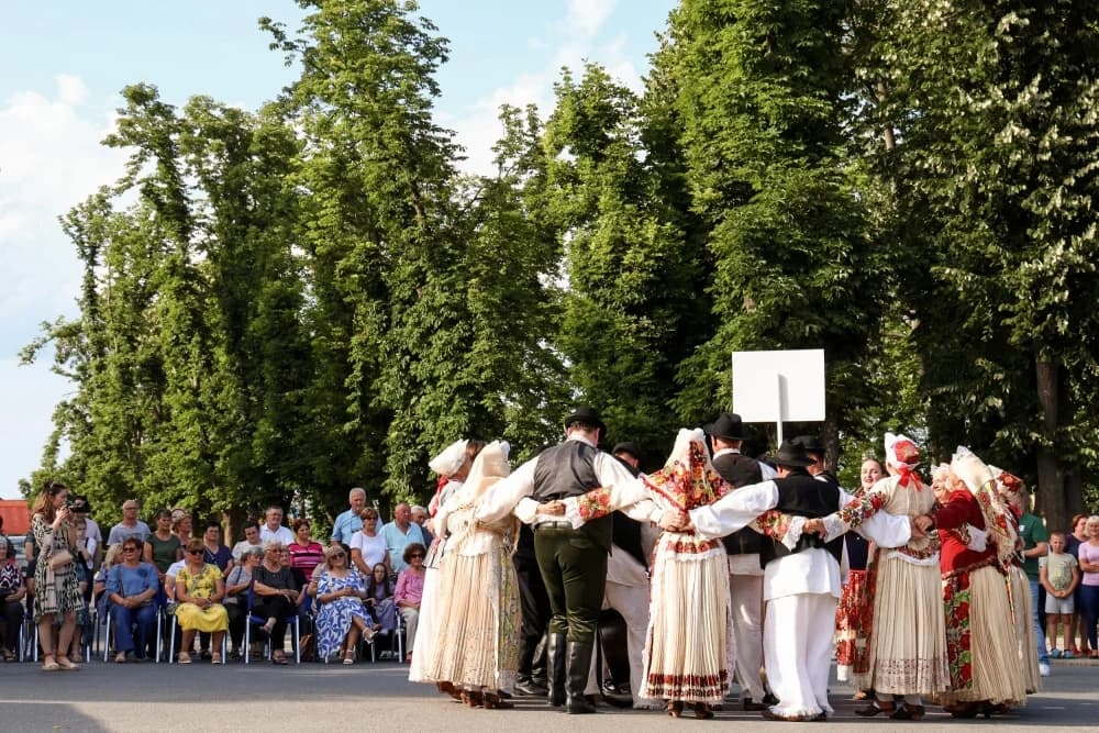 FOTO:  Održana 41. Međunarodna smotra izvornog folklora Lidas