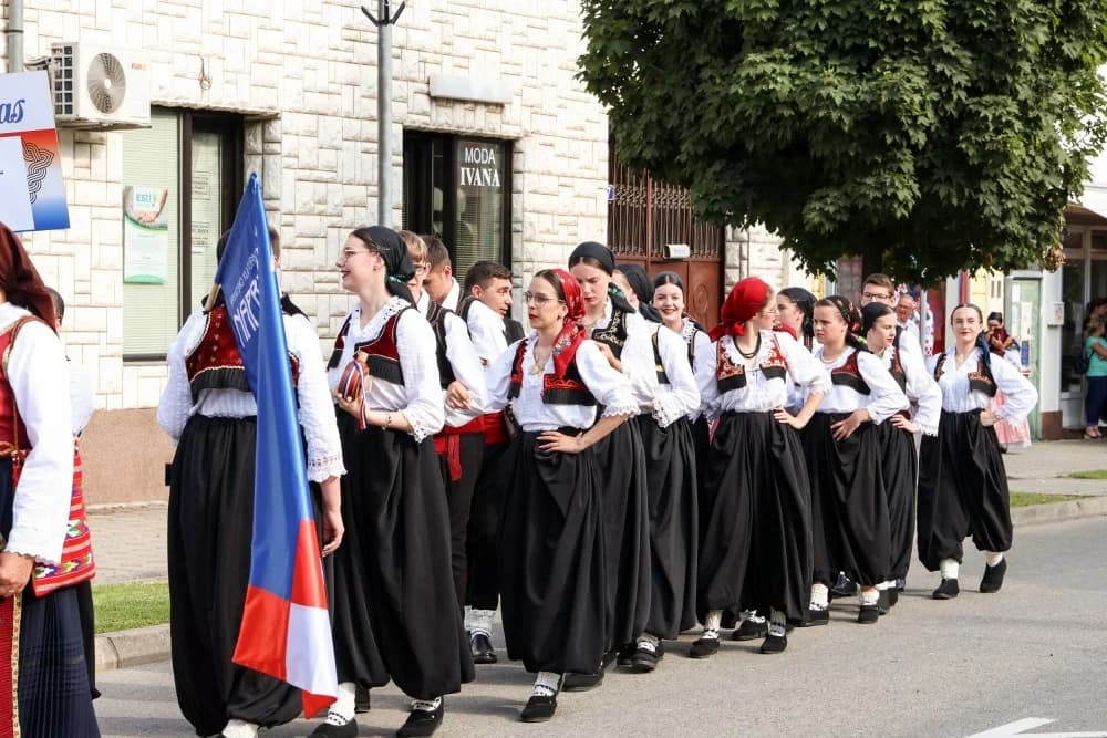 FOTO:  Održana 41. Međunarodna smotra izvornog folklora Lidas