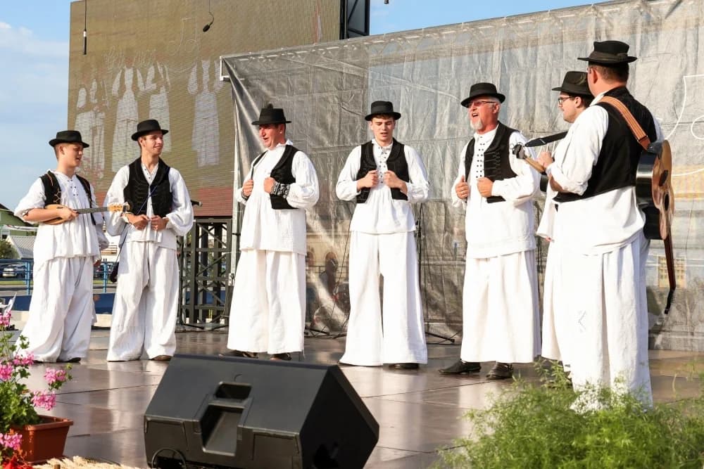 FOTO:  Održana 41. Međunarodna smotra izvornog folklora Lidas