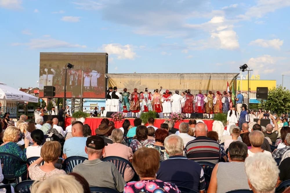 FOTO:  Održana 41. Međunarodna smotra izvornog folklora Lidas