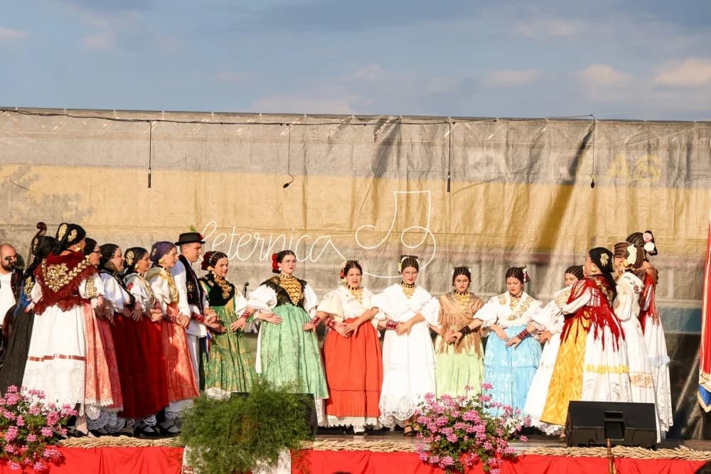 FOTO:  Održana 41. Međunarodna smotra izvornog folklora Lidas