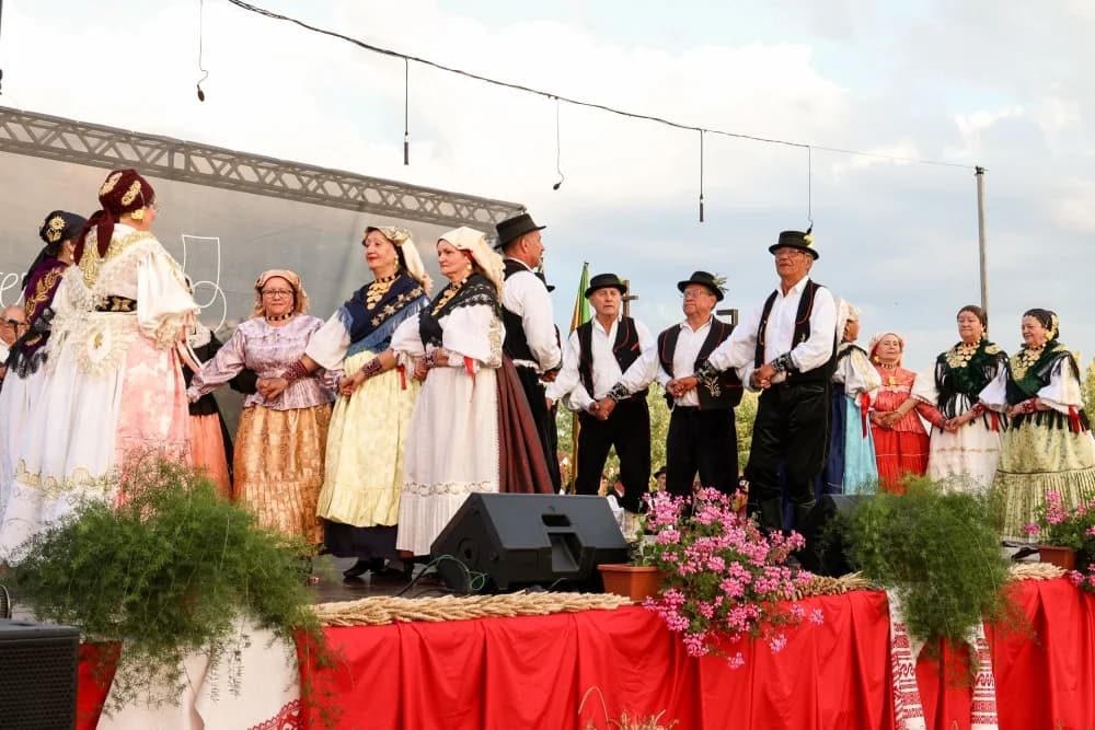FOTO:  Održana 41. Međunarodna smotra izvornog folklora Lidas