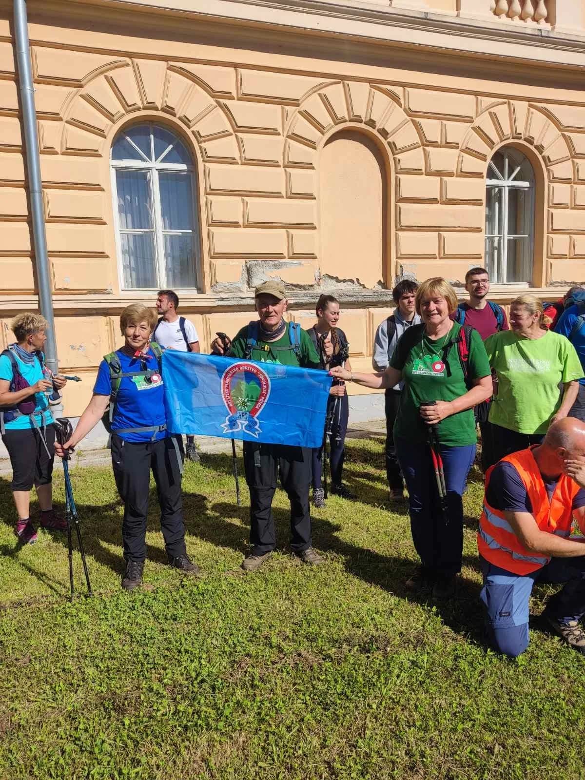 Planinari Sokolovca na pohodu u Lipiku