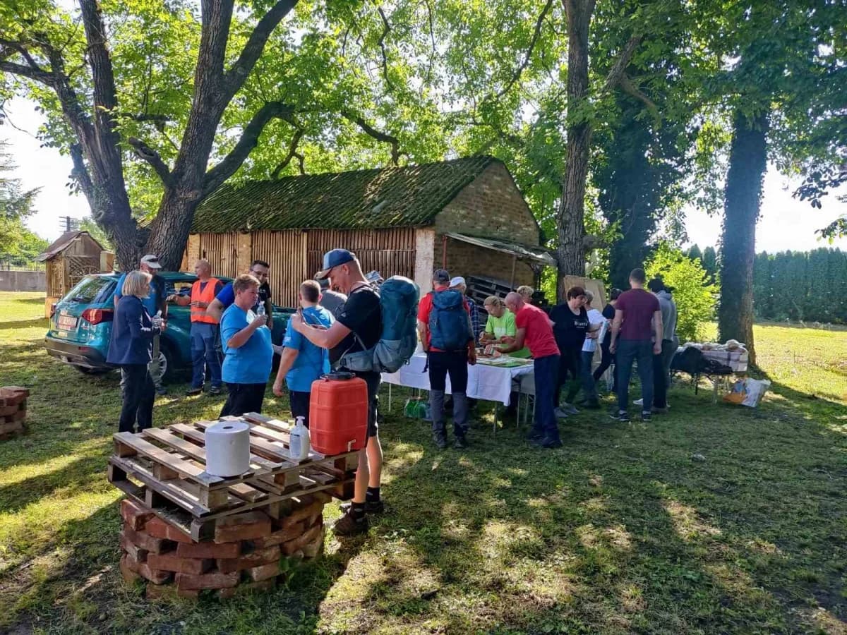 Planinari Sokolovca na pohodu u Lipiku