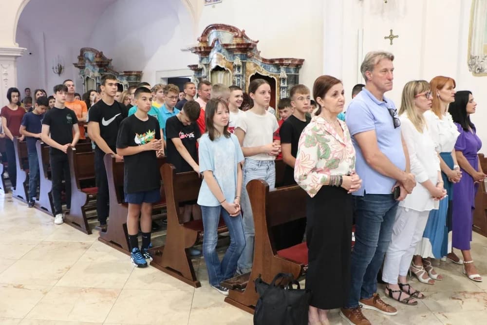 FOTO:  Misa zahvalnica prigodom završetka nastavne godine u Požegi