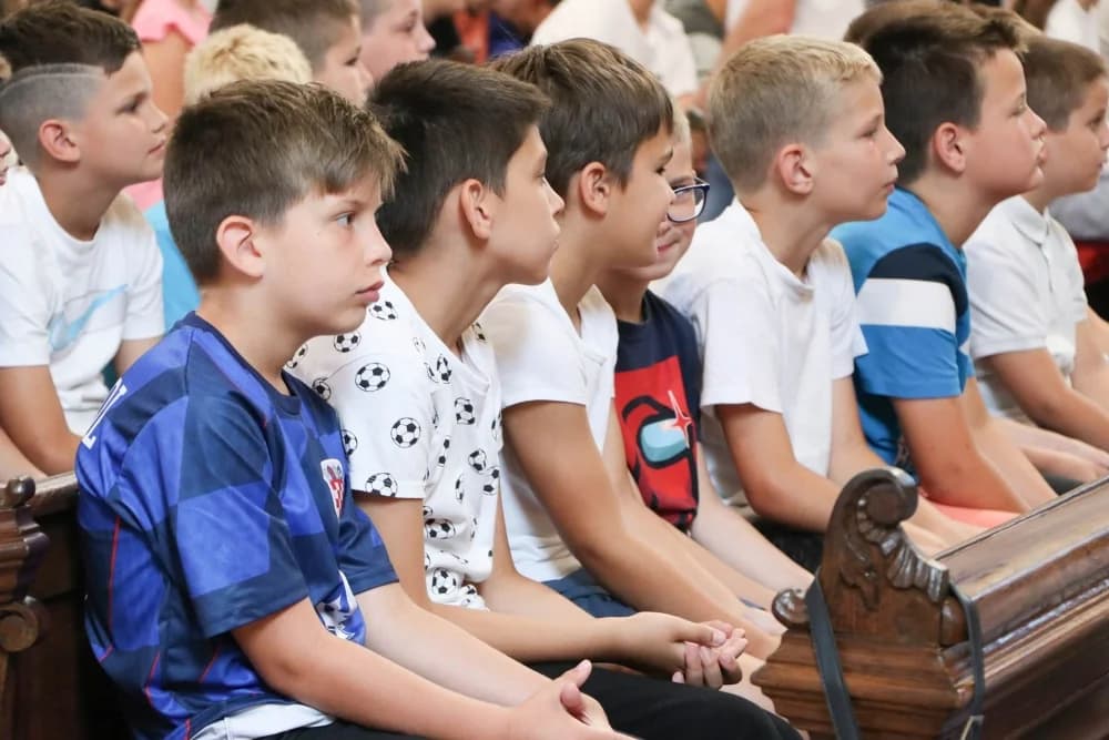 FOTO:  Misa zahvalnica prigodom završetka nastavne godine u Požegi
