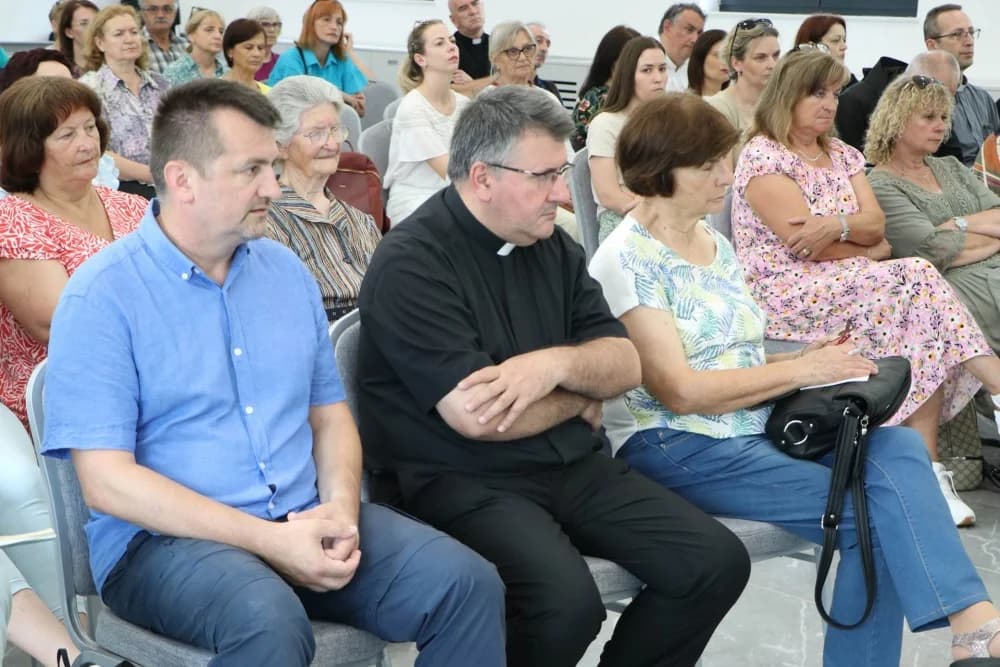 FOTO: Biskupijsko hodočašće zdravstvenih djelatnika Gospi Voćinskoj
