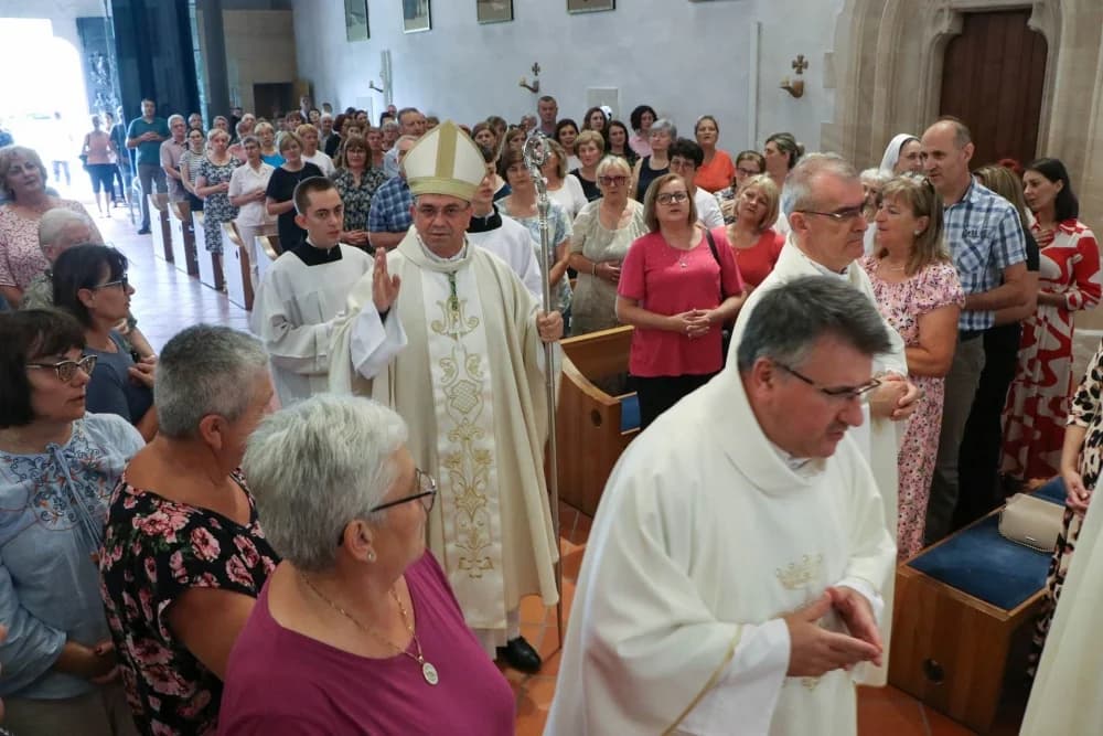 FOTO: Biskupijsko hodočašće zdravstvenih djelatnika Gospi Voćinskoj