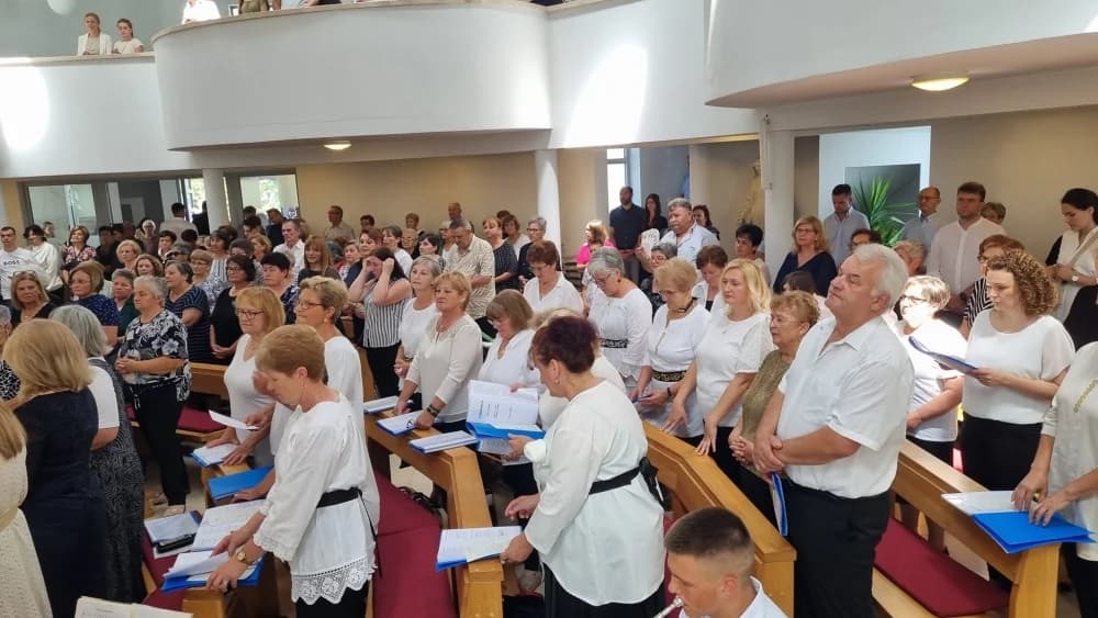 FOTO: Blagoslov novih zvona u požeškoj Župi sv. Ivana Krstitelja