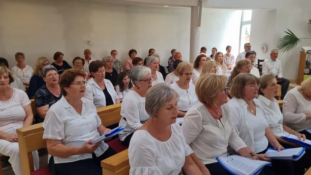 FOTO: Blagoslov novih zvona u požeškoj Župi sv. Ivana Krstitelja