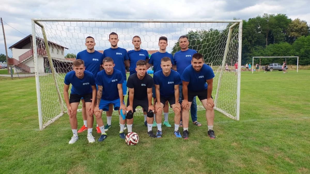 Mještani Marinog Sela uživali u nogometu, glazbi, druženju i zabavi