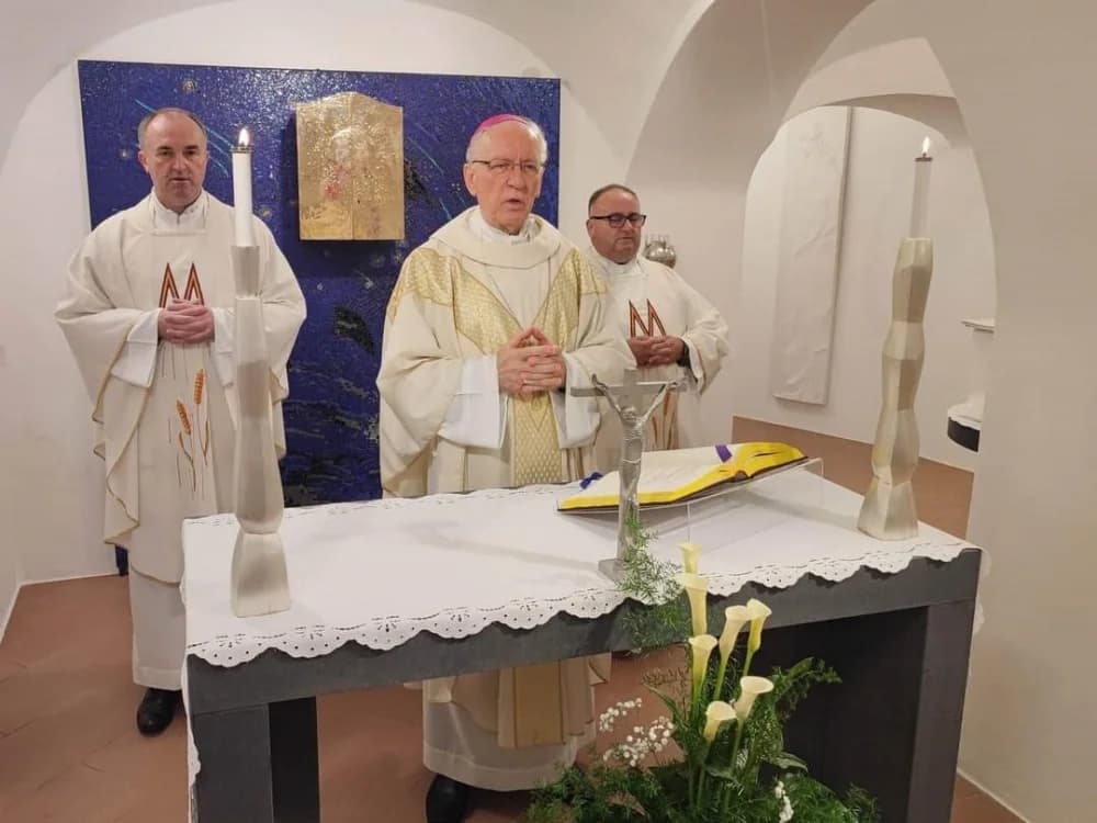 Slavlje 25. obljetnice ređenja požeških svećenika