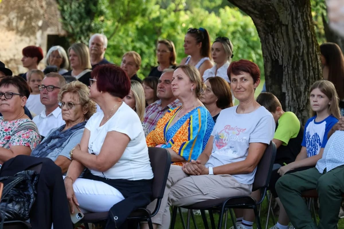 DAN OPĆINE KAPTOL: Održana promocija monografije Ivo Čakalić