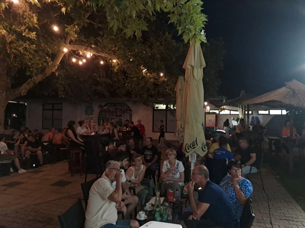 Prvi pub kviz na Bazenima Lipik privukao brojne znalce