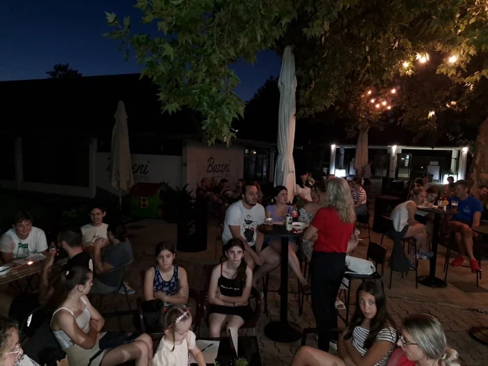 Prvi pub kviz na Bazenima Lipik privukao brojne znalce