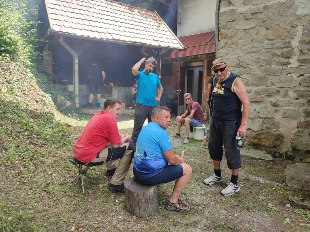 Radna akcija članova HPD ’Sokolovac’ Požega povodom ljetne sezone