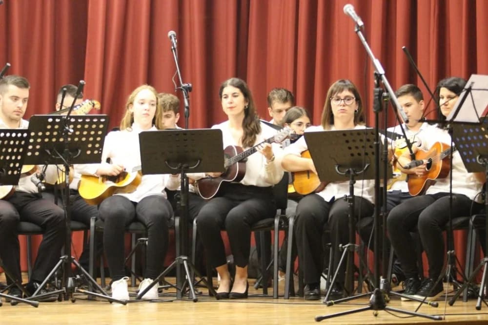 FOTO: Godišnji koncert Kutjevačkog tamburaškog orkestra