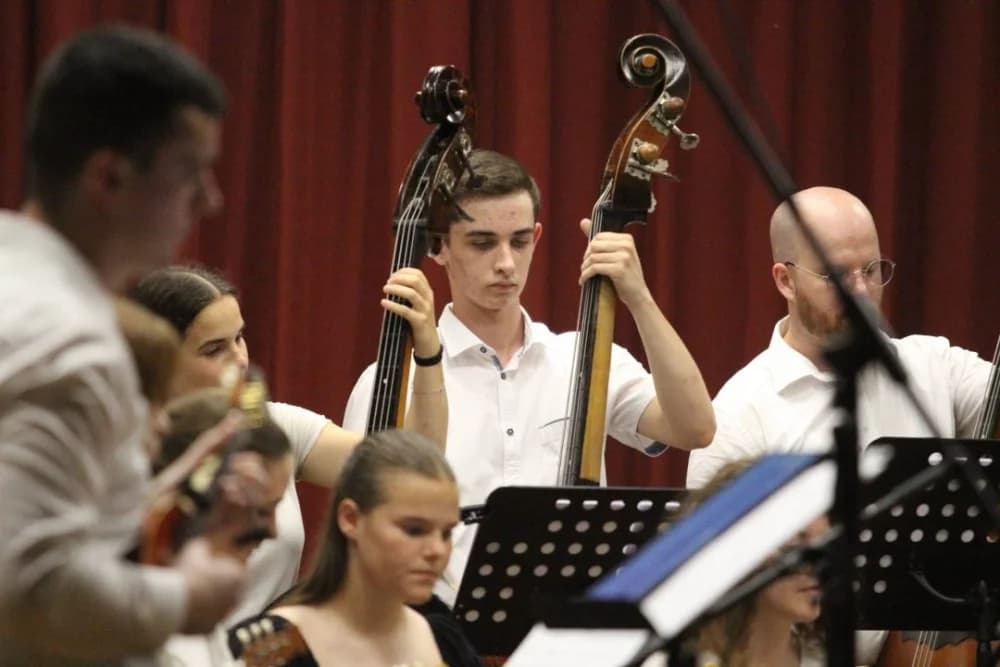 FOTO: Godišnji koncert Kutjevačkog tamburaškog orkestra