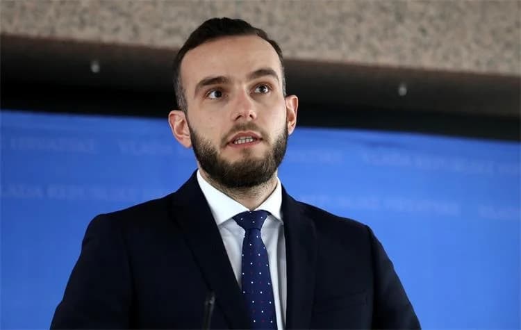 Nekadašnji ministar Aladrović postao poduzetnik i, upravo je otkriveno, jako dobro zarađuje