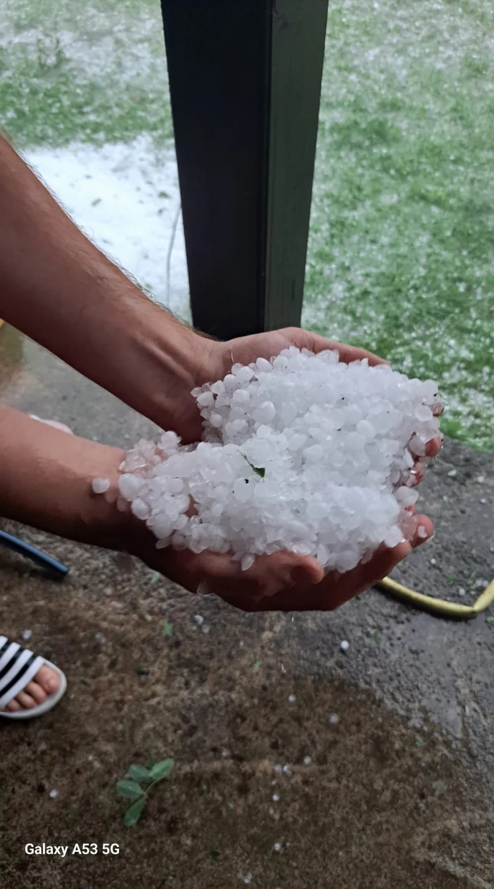 FOTO: Nevrijeme praćeno tučom poharalo istočni dio naše i susjednu županiju