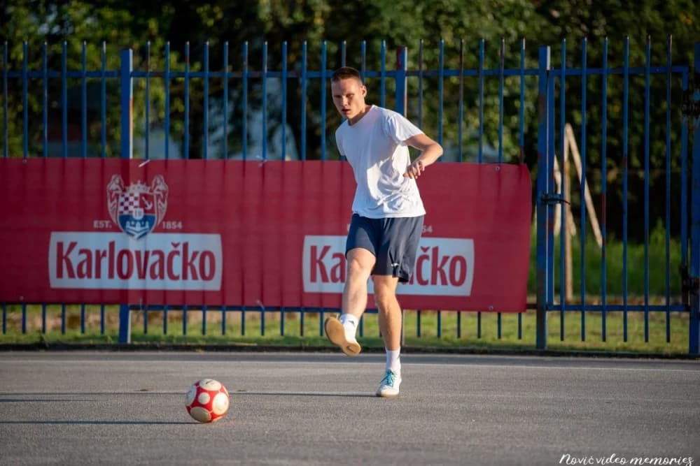 FOTO: Hrvatski dragovoljac iz B. Drenovca novi pobjednik ’Memorijalnog turnira Šedevi-Zeba’