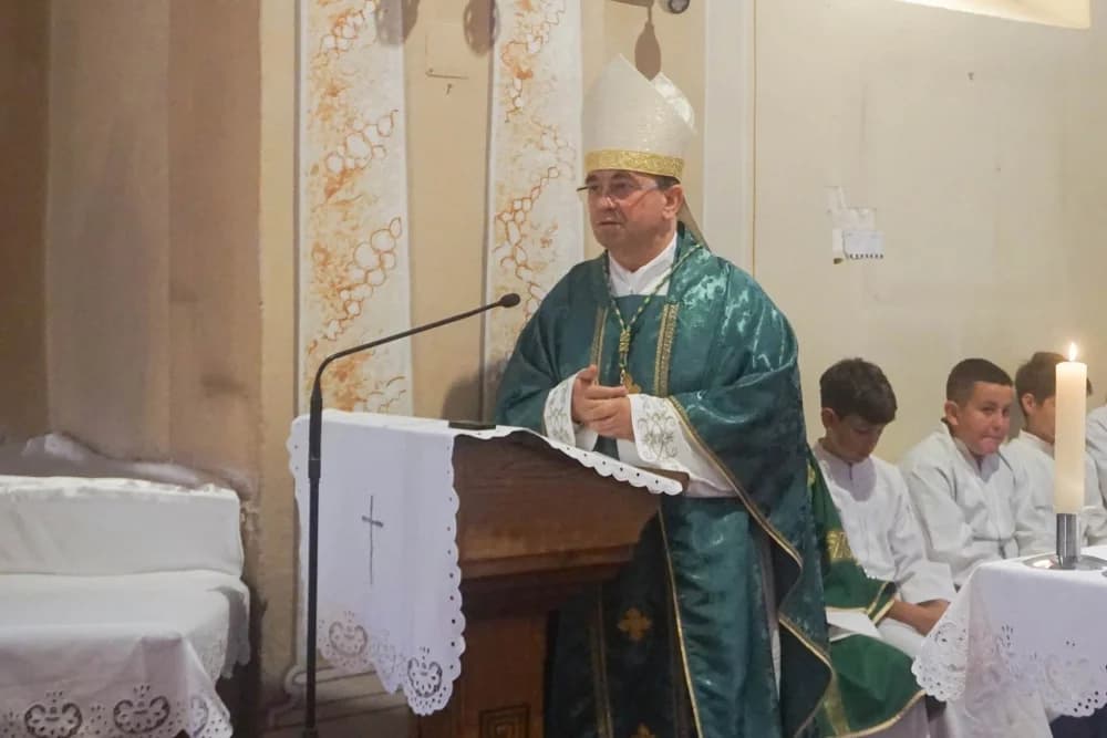 U Kuzmici se danas krstilo čak troje djece, sakramente podijelio novi biskup