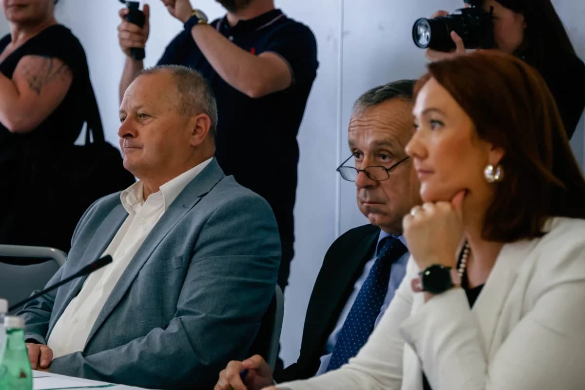 Sastanak Vlade sa županima, predstavnicima Udruge gradova i Hrvatske zajednice općina u Sisku