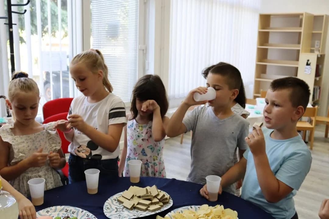 Radionica ’Sapunko’ u Kutjevu: Članovi Udruge La Bella Vita učili djecu izrađivati sapune