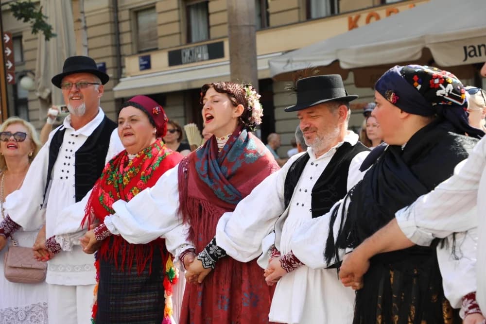 Muzej bećarca predstavljen na ulicama Zagreba