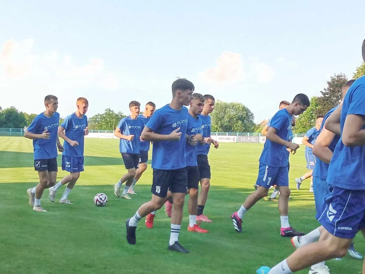 Odzvonilo je odmoru u Slaviji: Parmaković održao prozivku, priključila se iskusna imena