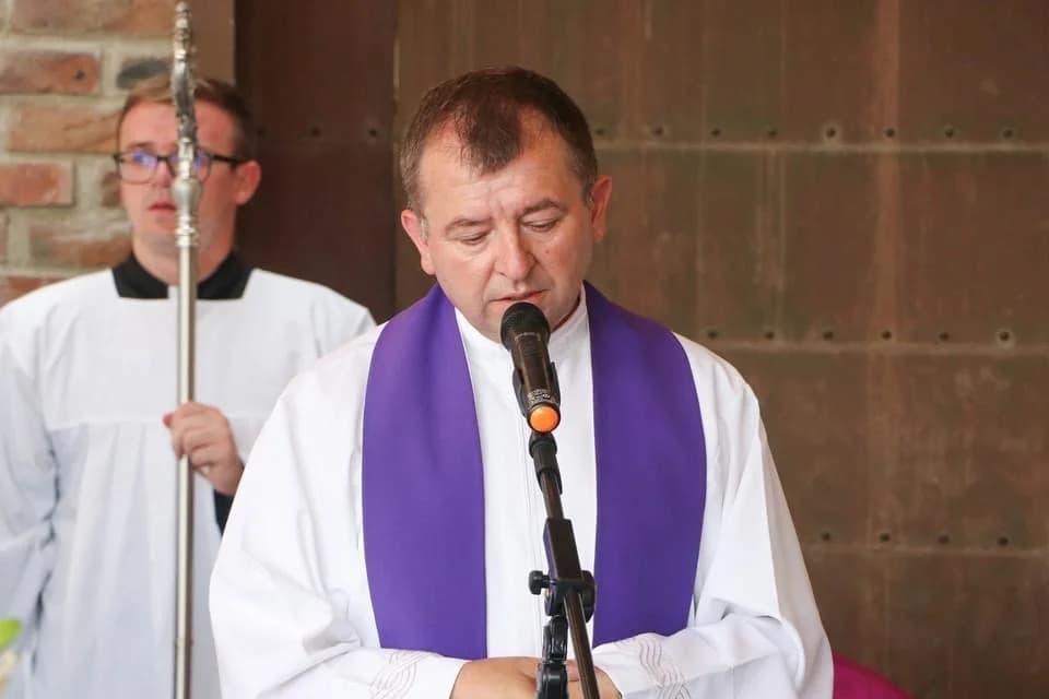 FOTO: Sprovod svećenika Dražena Akmačića u Požegi