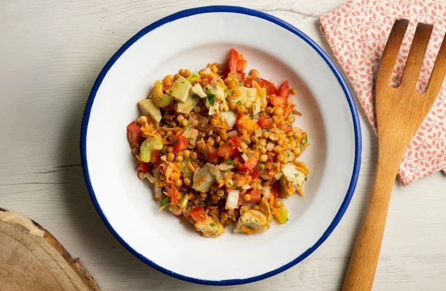 Salata leća i povrće
