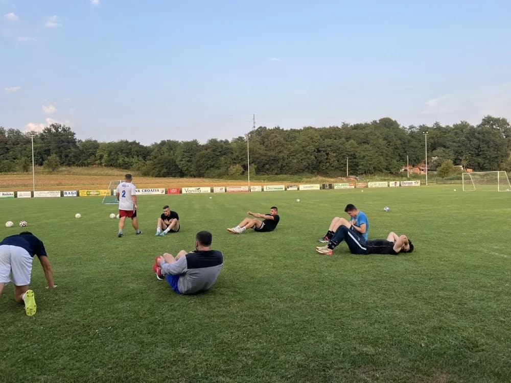 Nogometaši NK Croatije počeli s pripremama