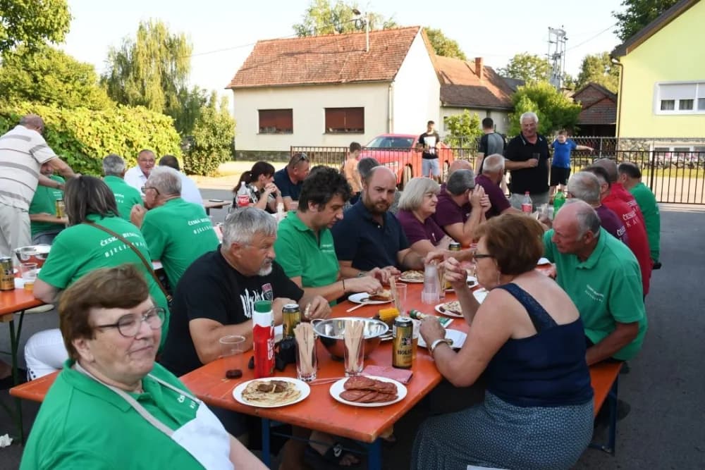 U Bjeliševcu održano svečano otvorenje ljetne pozornice Česke besede Bjeliševac