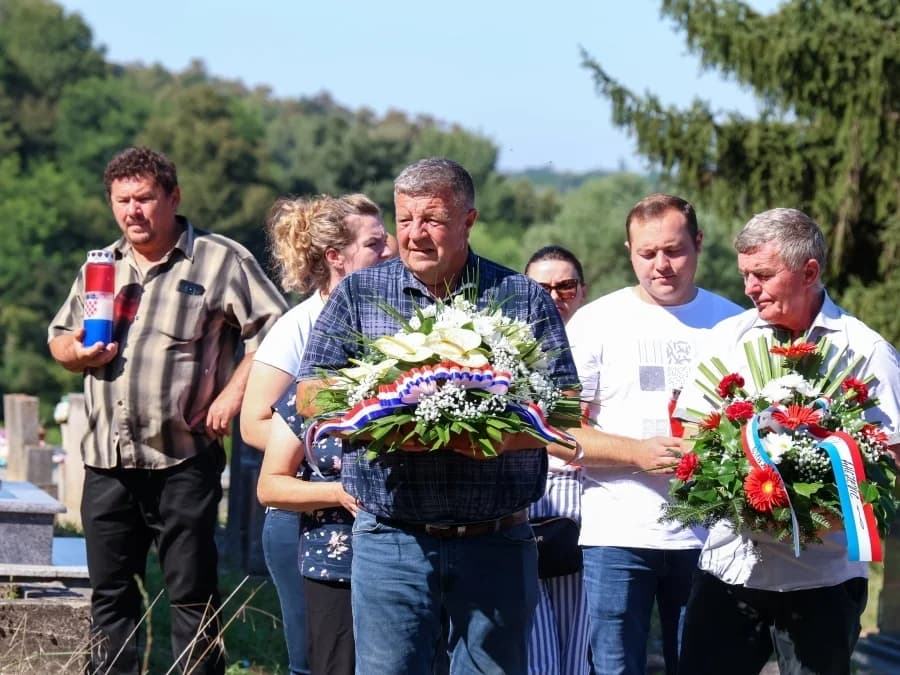 33. obljetnica pogibije hrvatskog branitelja Josipa Kneževića obilježena u N. Ljeskovici