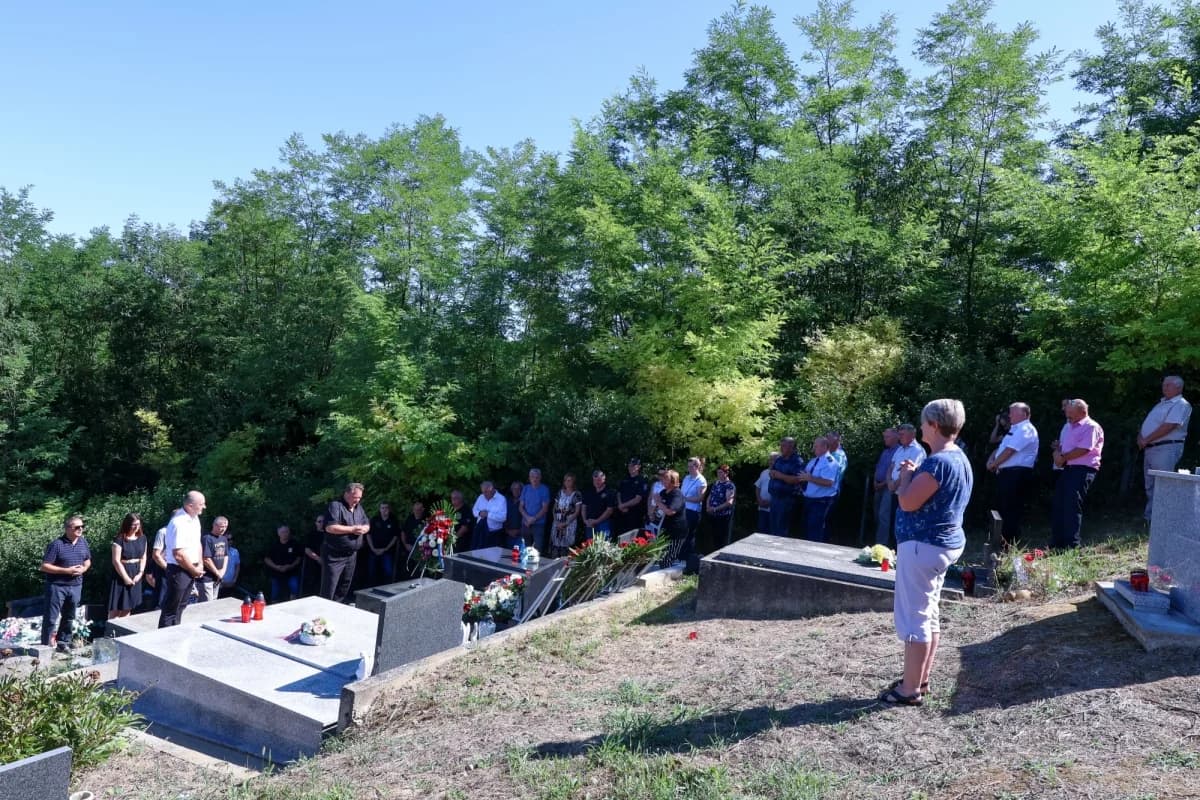 33. obljetnica pogibije hrvatskog branitelja Josipa Kneževića obilježena u N. Ljeskovici